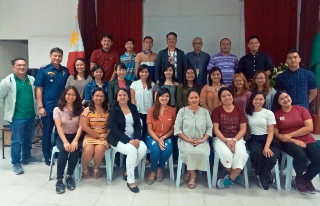 New FICS students with Dean Alexander G. Flor (3rd row, 5th from right)