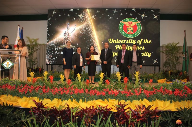 Awarding of the Certificate of Recognition to the University of the Philippines Open University (UPOU) for the outstanding support as a partner organization of CvSU given during the Partners’ Night held on 22 March 2023. 