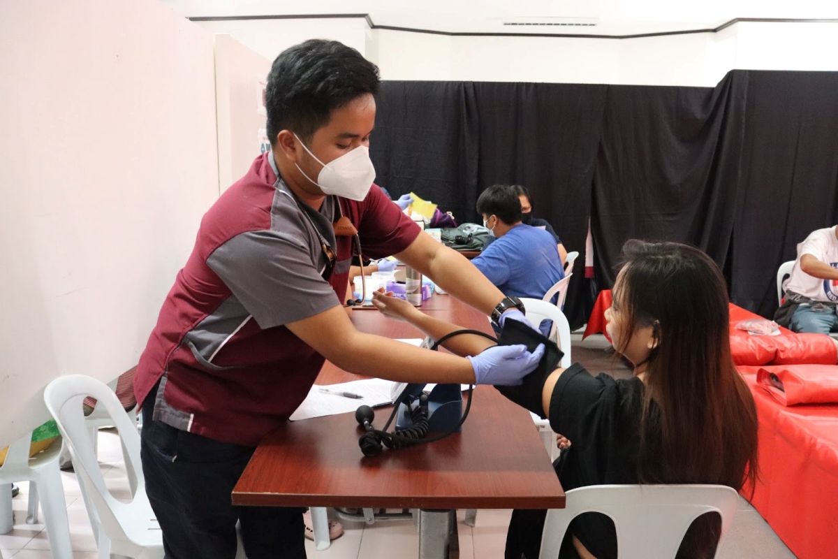 The April of Paying It Forward: UPOU’s 2023 Blood Donation Drive ...