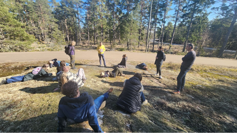 FMDS Dean participated in the Walking Workshop in Finland and Presented Papers in Sweden and UK