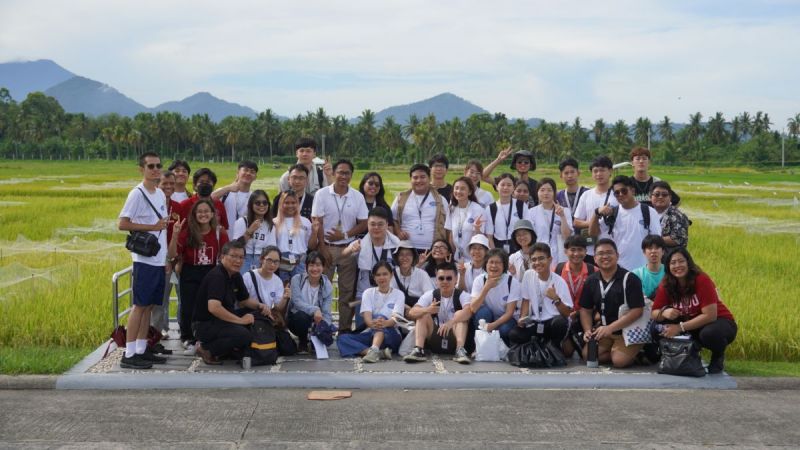 10 July 2023 – Project LAKBAY fellows and Camp Facilitators together with Mr. Francis Rubianes, Assistant Scientist from IRRI.