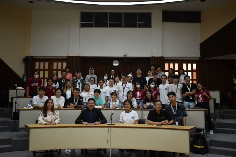 10 July 2023 – Project LAKBAY fellows and Camp Facilitators together with the Executive Committee of SEARCA.