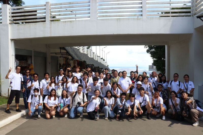 11 July 2023 – Project LAKBAY fellows and Camp Facilitators at Picnic Grove, Tagaytay for their Recreational Activities.