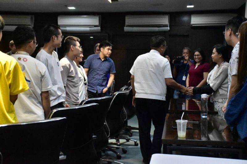 13 July 2023 – Project LAKBAY fellows’ meeting with UP President, Atty. Angelo A. Jimenez.