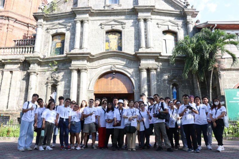 7 July 2023 – Project LAKBAY fellows and Camp Facilitators gather in front of San Antonio de Padua Parish Church