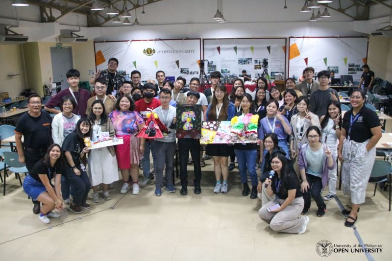 8 July 2023 – Project LAKBAY fellows show off their Eco-Artwork with Ms. Isis Ingrid Liwanag.