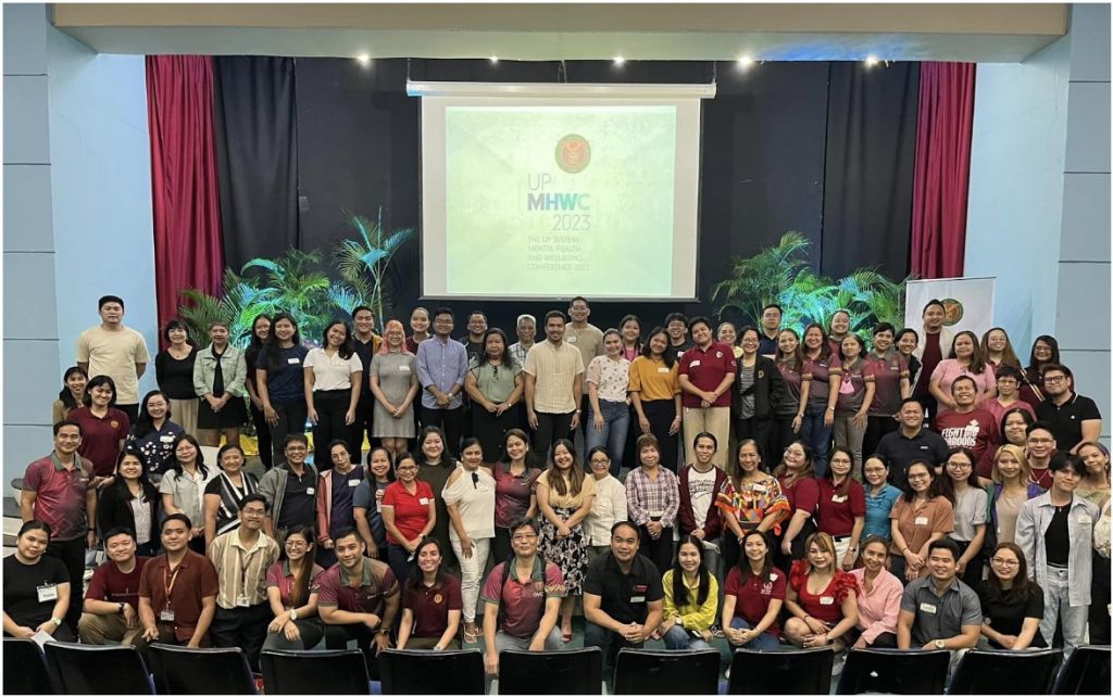 The UP Mental Health and Well-Being Conference 2023 participants gather for a group photo opportunity.