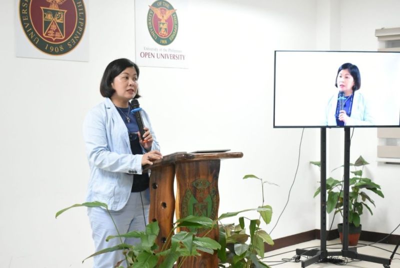 UPOU FMDS Dean Joane V. Serrano during her opening remarks